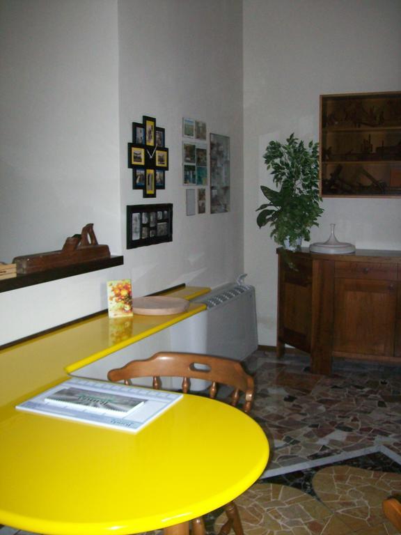 La Bottega Del Falegname Vanzaghello Εξωτερικό φωτογραφία