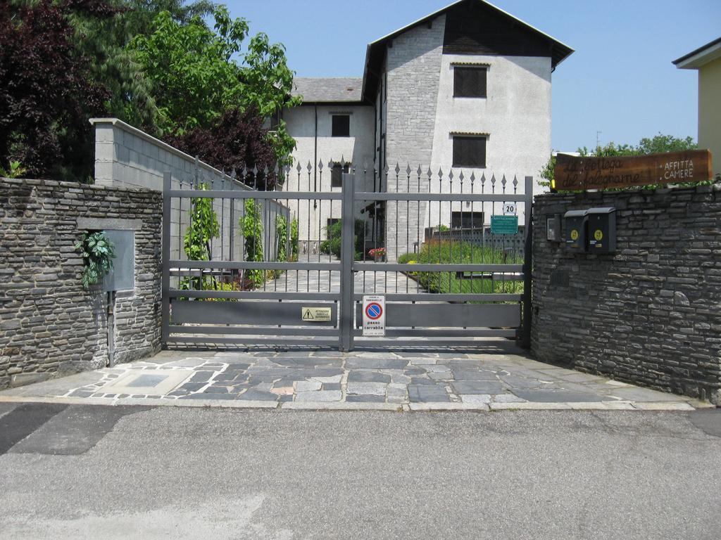 La Bottega Del Falegname Vanzaghello Εξωτερικό φωτογραφία